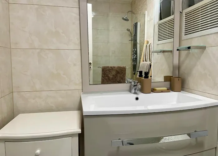 Πανσιόν Maison Azurelienne Μεντόν